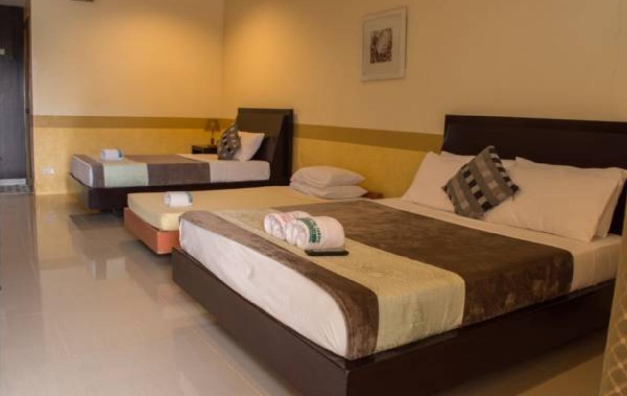 Hotel Maruyog'S Ridge Convention Center Quezon City Exterior foto